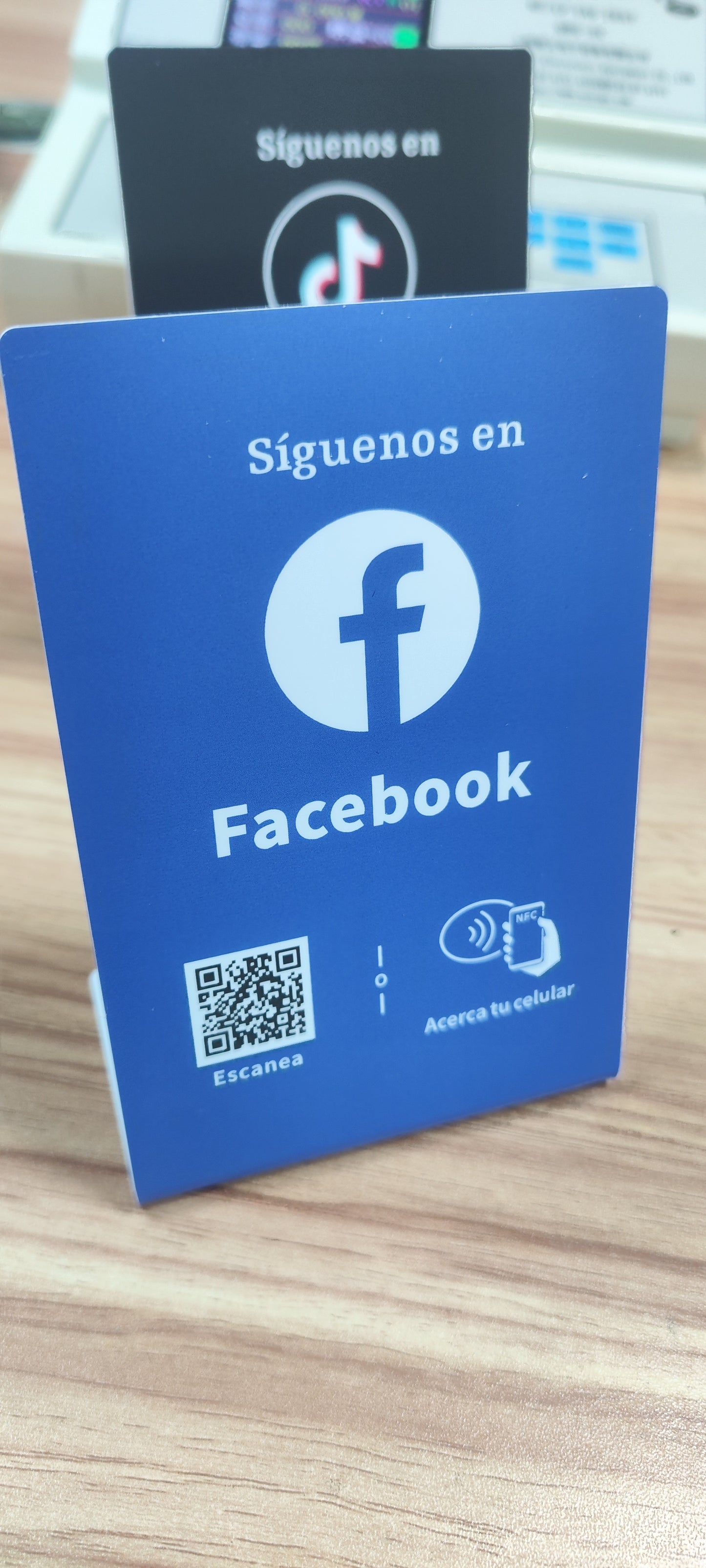 Acrilico NFC para  Facebook (Diseño de la foto)
