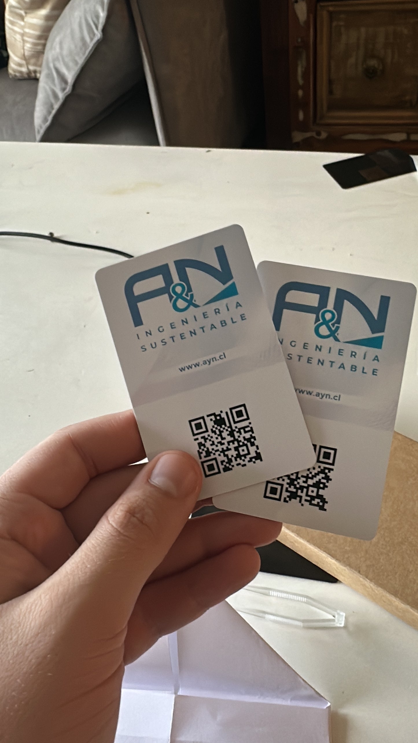 Tarjeta NFC con diseño personalizado (Plastico) + Tarjeta de presentación virtual