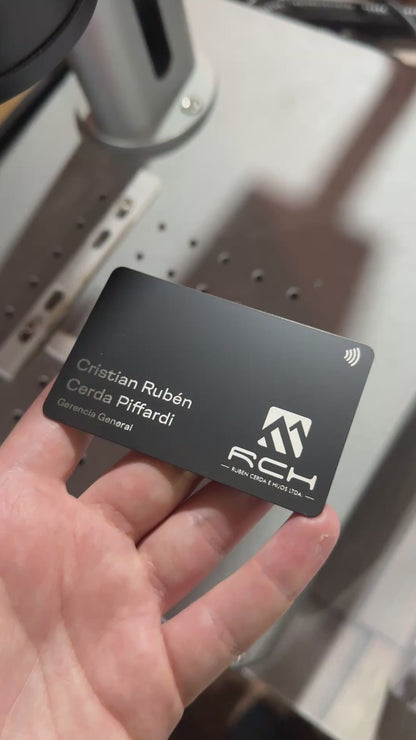 Tarjeta NFC de metal personalizada por grabado laser + Tarjeta de presentación virtual