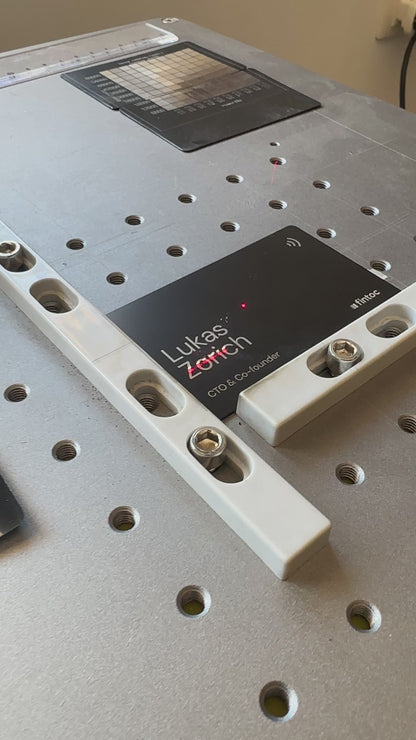Tarjeta NFC de metal personalizada por grabado laser + Tarjeta de presentación virtual