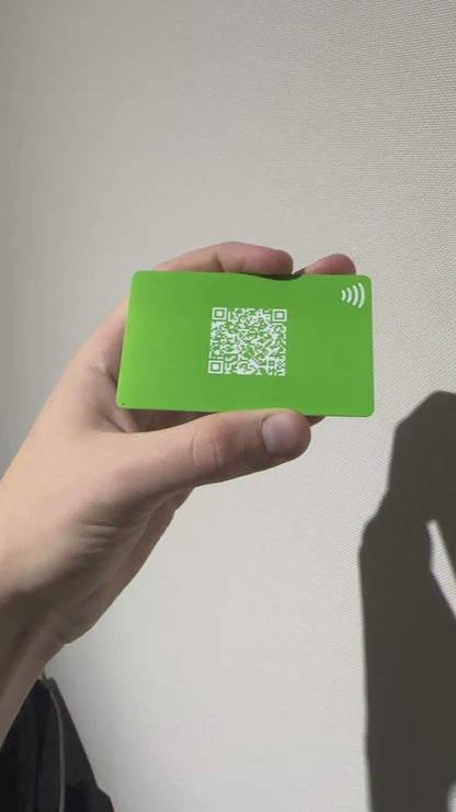 Tarjeta NFC para compartir Whatsapp via NFC y QR (Diseño de la foto)
