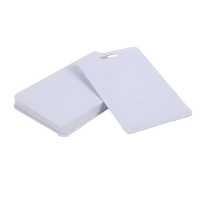Credencial NFC personalizada con espacio para colgante  (Plastico)
